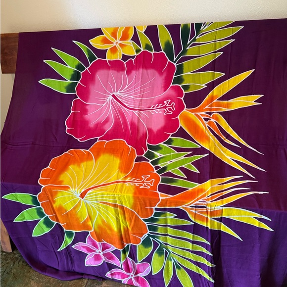Tropical Floral Sarong - Picture 1 of 5